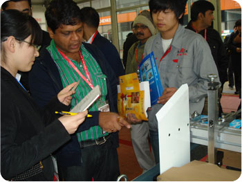 我公司参加2011年4月份上海中国国机瓦楞展